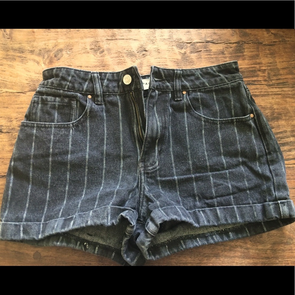 Pacsun striped mom shorts
